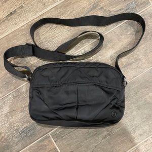 Lululemon cross bag, small